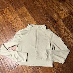 LA - IMAGINE Light Gray Zip-Up Top Size Large